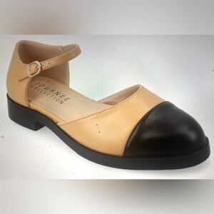 Vintage Chanel Style Mary Jane Flats Shoes Sz 7 Tan with Black toe